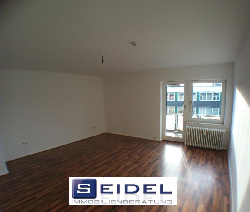 Kleines Penthouse mit Ost- & Westbalkon